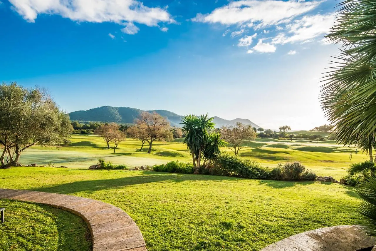 Villa Pula Golf contacts